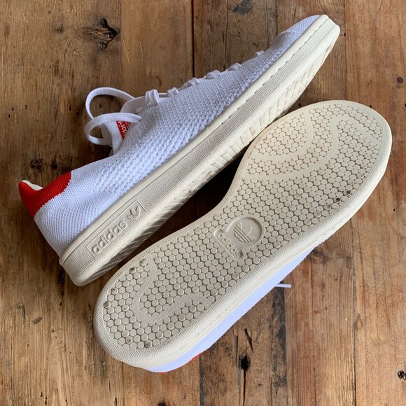 NWOT Adidas Canvas Stan Smith in Red - Picture 5 of 7